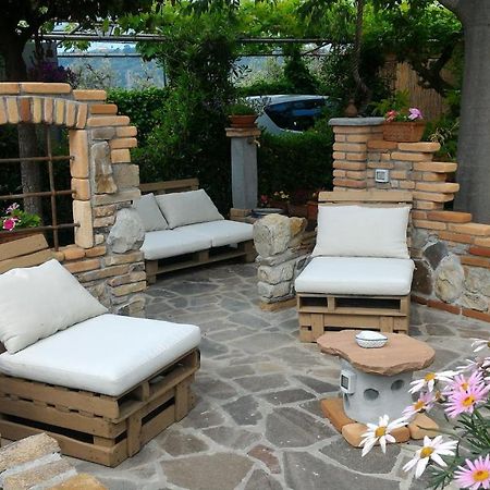 Bed And Breakfast Val Di Lupa Castellina Marittima Exterior photo