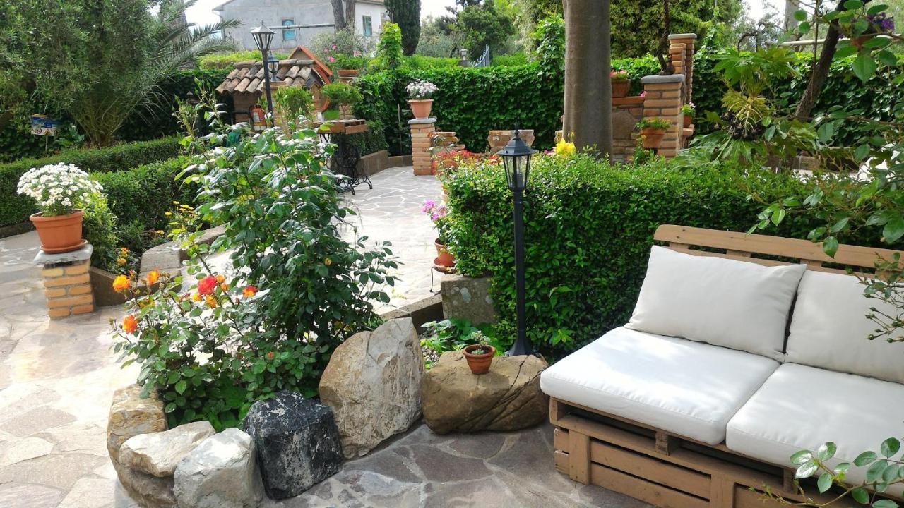 Bed And Breakfast Val Di Lupa Castellina Marittima Exterior photo