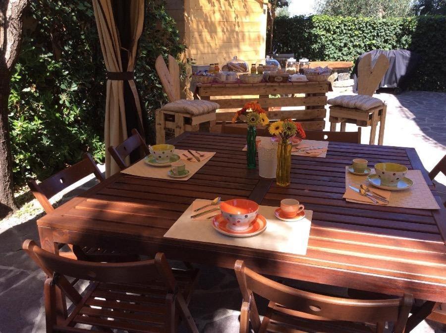 Bed And Breakfast Val Di Lupa Castellina Marittima Exterior photo